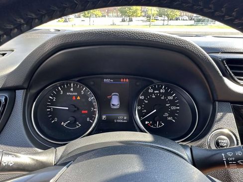 Certified 2022 Nissan Rogue Sport SV AWD/4WD image 28