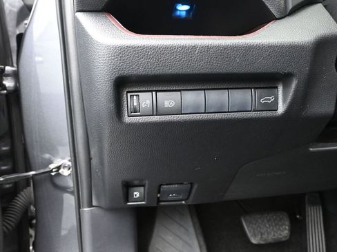 Used 2019 Toyota RAV4 Limited image 23