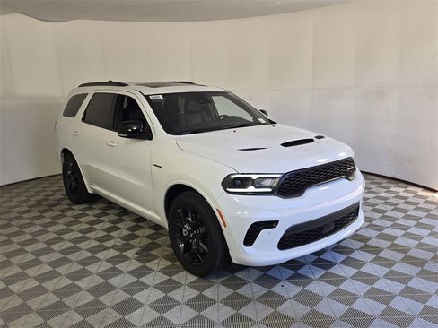 New 2026 Dodge Durango GT image 2