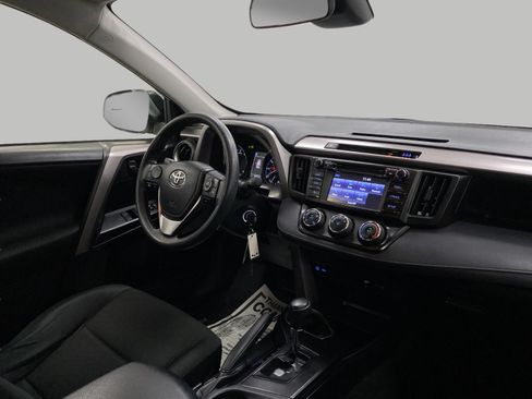 Used 2018 Toyota RAV4 LE w/ All Weather Liner Package AWD/4WD image 19