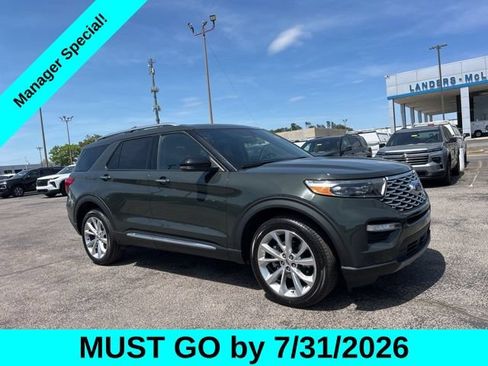 Used 2023 Ford Explorer Platinum w/ Technology Package AWD/4WD image 1