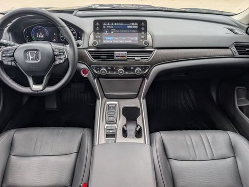 Used 2021 Honda Accord Touring image 24