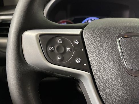 Used 2023 GMC Acadia SLT w/ Elevation Edition image 26