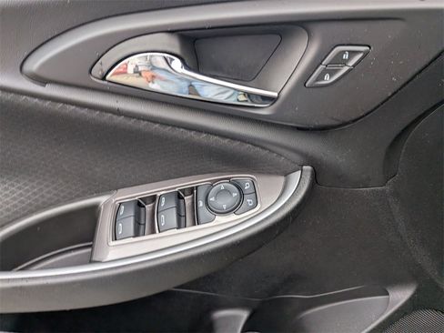 Used 2024 Chevrolet Malibu LT image 11