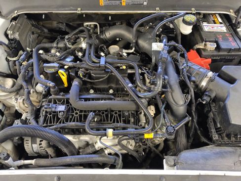 Used 2019 Ford Fusion SE FWD image 30