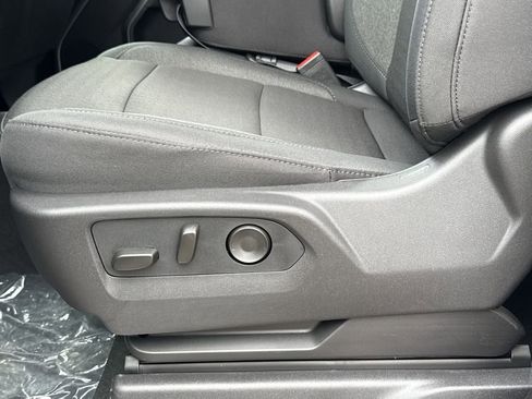 New 2026 GMC Sierra 2500 SLE w/ SLE Value Package; image 14