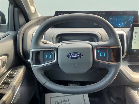 New 2025 Ford Expedition Active image 26