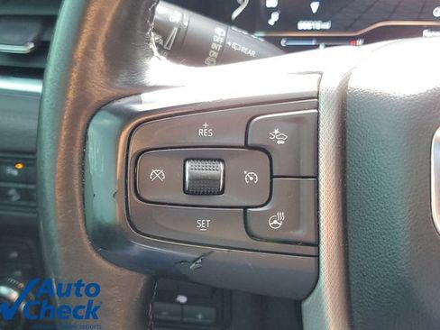 Used 2022 GMC Yukon XL Denali w/ Denali Ultimate Package AWD/4WD image 25