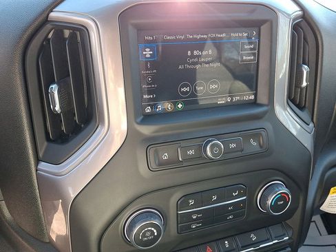 Used 2024 Chevrolet Silverado 2500 Custom w/ Custom Value Package image 14