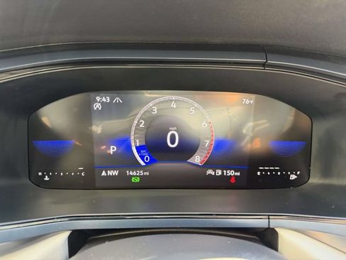 Certified 2023 Volkswagen Taos SE w/ Panoramic Sunroof Package AWD/4WD image 27