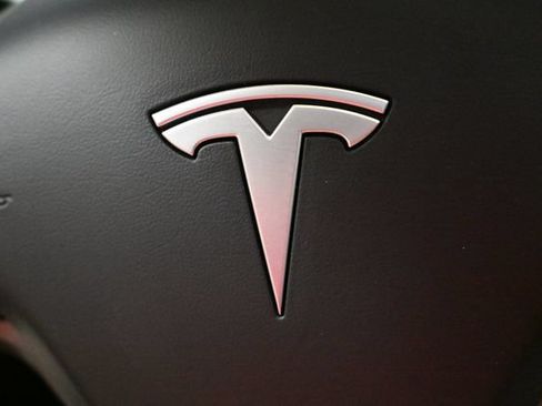 Used 2023 Tesla Model 3 Standard Range RWD image 35