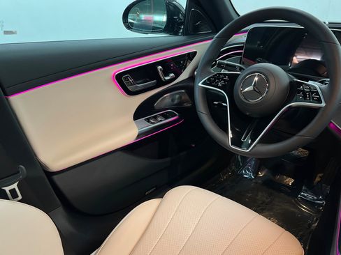 New 2026 Mercedes-Benz E 450 4MATIC Sedan image 11