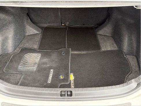 Used 2016 Toyota Corolla L FWD image 20
