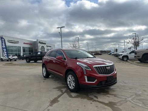 Used 2024 Cadillac XT5 Luxury w/ LPO, Floor Liner Package image 7