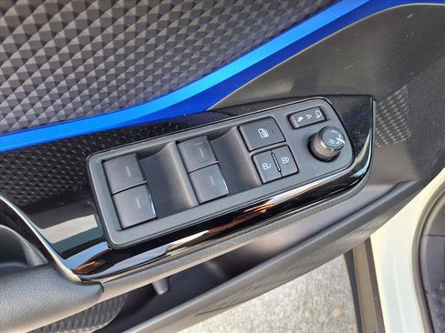 Used 2021 Toyota C-HR image 10