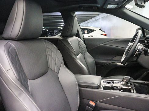 Used 2025 Lexus RX 350 Premium w/ Accessory Package FWD image 17