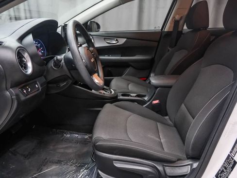 Used 2023 Kia Forte LXS w/ LXS Technology Package image 20