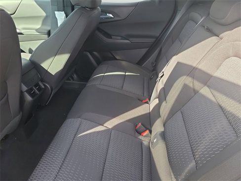 New 2026 Chevrolet Equinox LT image 13