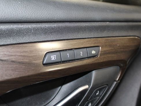 Used 2018 GMC Terrain Denali w/ Comfort Package image 21