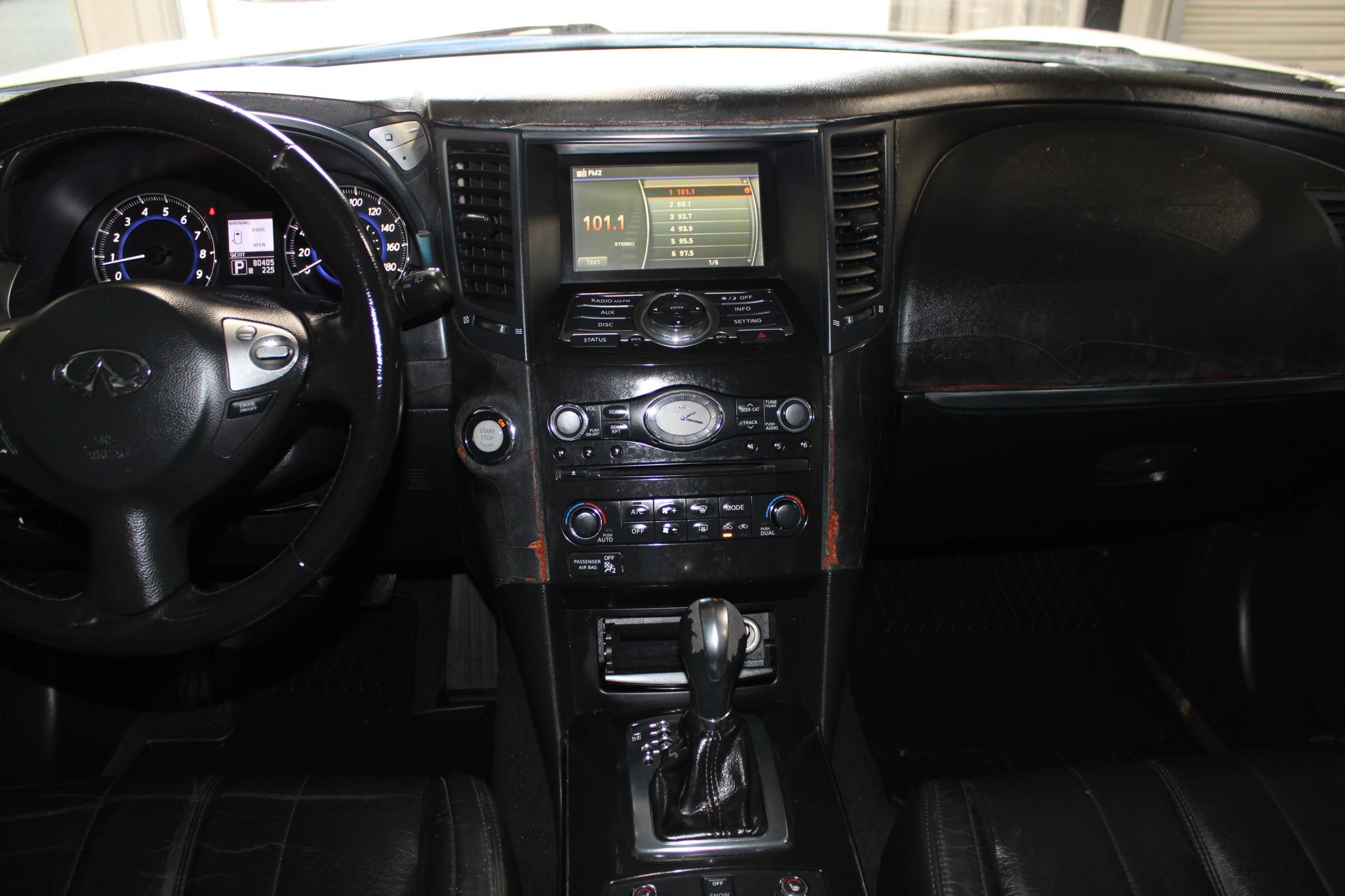 Used 2012 INFINITI FX35 2WD image 16