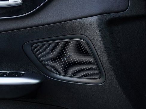 Certified 2024 Mercedes-Benz C 300 4MATIC Sedan image 15