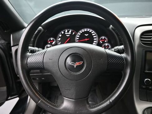 Used 2006 Chevrolet Corvette Coupe RWD image 14