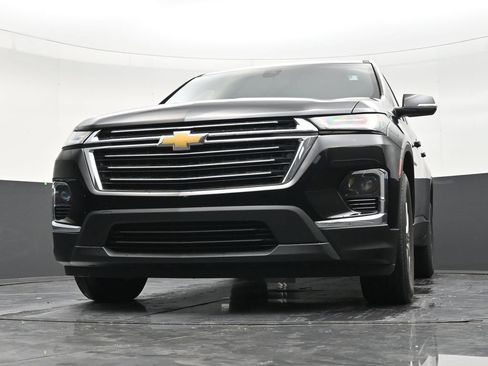 Used 2023 Chevrolet Traverse LT FWD image 24