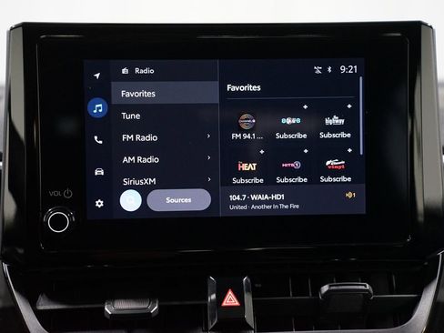 Certified 2024 Toyota Corolla SE image 18