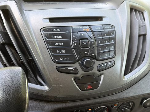 Used 2019 Ford Transit 150 148 Medium Roof RWD image 23