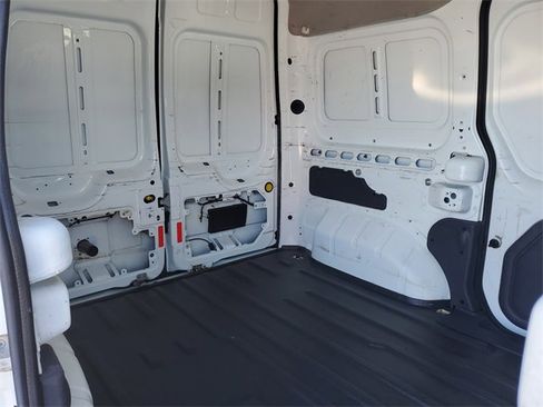 Used 2013 Ford Transit Connect XLT image 9