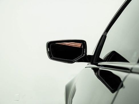 Used 2017 Cadillac ATS V w/ Luxury Package RWD image 14