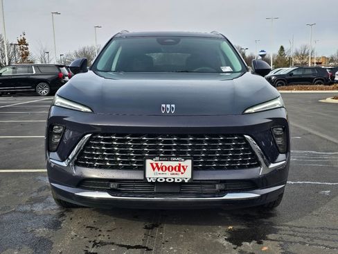 New 2026 Buick Envision Avenir image 4