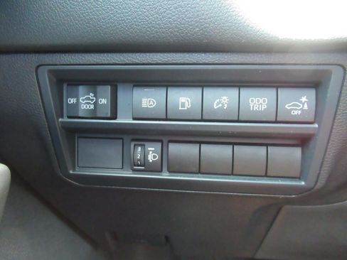 Used 2025 Toyota Tundra Limited w/ TRD Off-Road Package AWD/4WD image 23