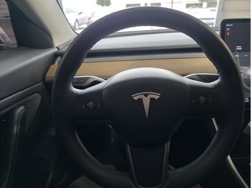 Used 2020 Tesla Model 3 Long Range image 23