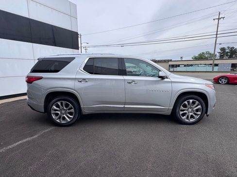 Used 2021 Chevrolet Traverse Premier AWD/4WD image 4