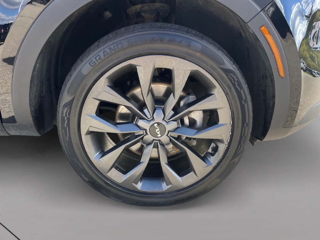 Certified 2023 Kia Sorento X-Line EX AWD/4WD image 9