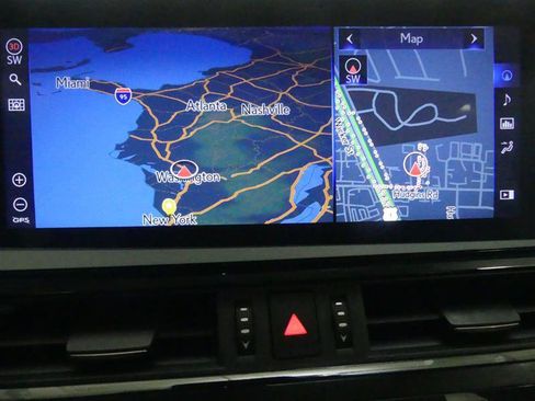 Used 2022 Lexus ES 300h w/ Premium Package image 9