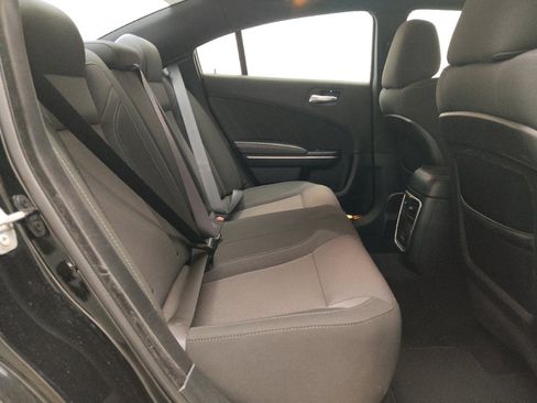 Used 2019 Dodge Charger SXT AWD/4WD image 19