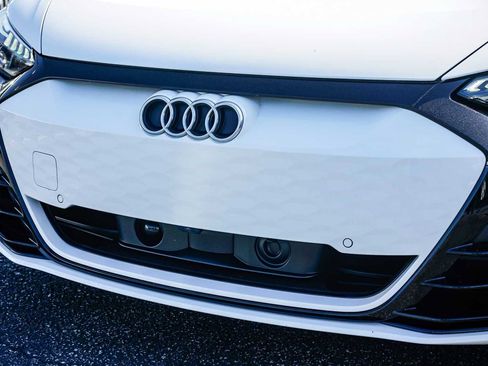 Used 2024 Audi RS e-tron GT image 8