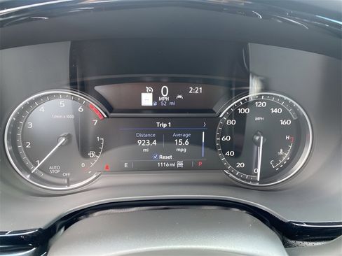 Certified 2024 Cadillac XT5 Premium Luxury image 17