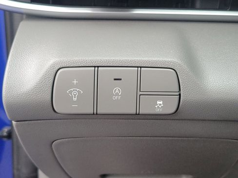 Certified 2025 Hyundai Elantra SE w/ Cargo Package image 24