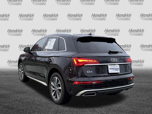 Used 2023 Audi Q5 2.0T Prestige w/ Prestige Package image 8