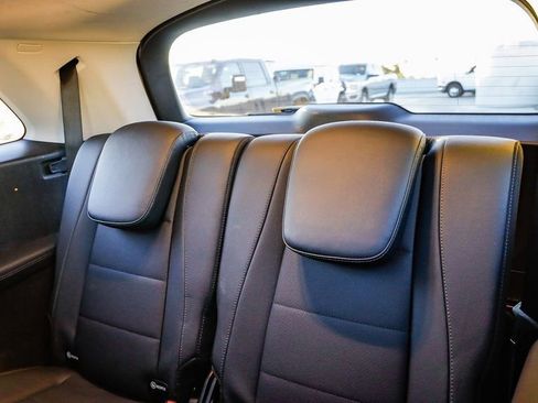 Used 2024 Mercedes-Benz GLS 450 4MATIC image 21