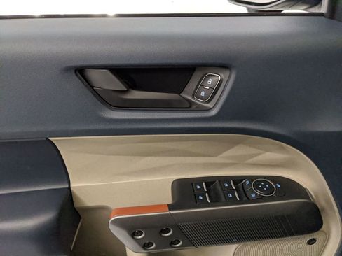 New 2026 Ford Maverick Lariat w/ 4K Tow Package image 21