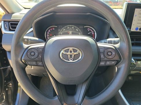 Used 2024 Toyota RAV4 XLE image 18