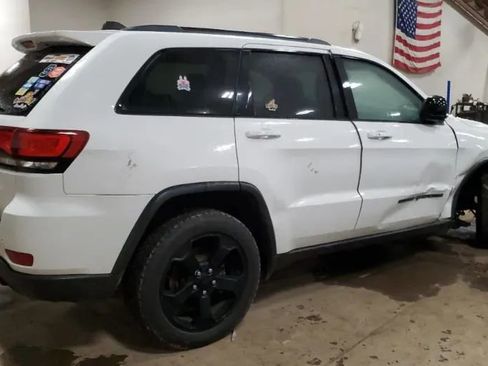 Used 2018 Jeep Grand Cherokee Laredo AWD/4WD image 56