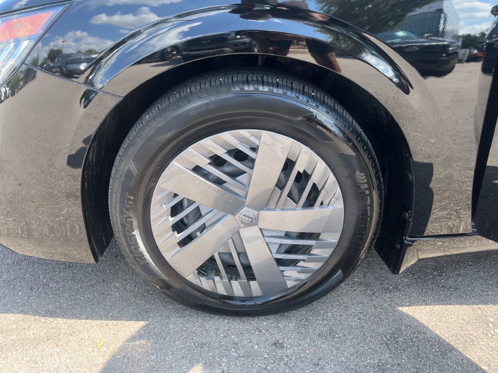 Used 2026 Nissan Sentra SV w/ Floor Mat Package FWD image 30