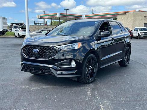 Used 2024 Ford Edge ST-Line w/ Class II Trailer Tow Package AWD/4WD image 6