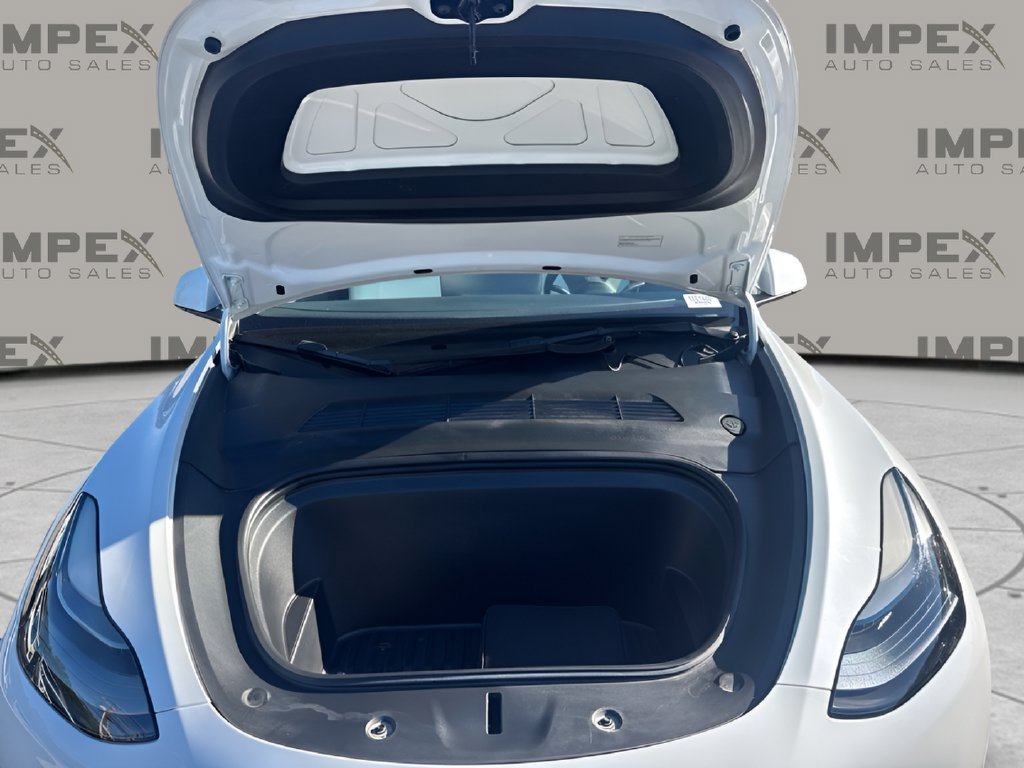 Used 2022 Tesla Model Y Performance AWD/4WD image 31