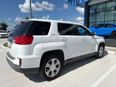 Used 2017 GMC Terrain SLE FWD image 5